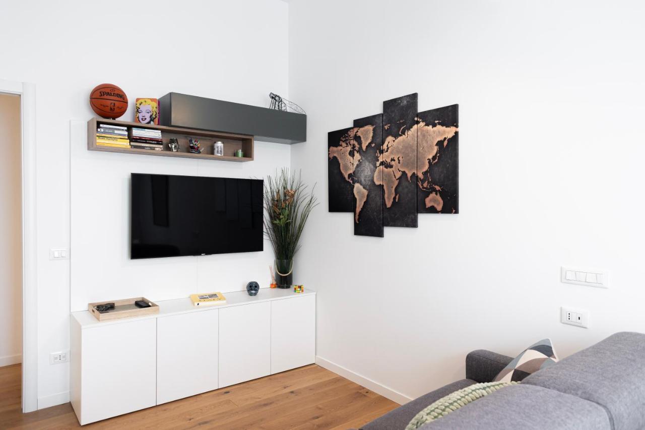 Apartment Elegante Bilocale In De Angeli - Piazzale Siena Mailand